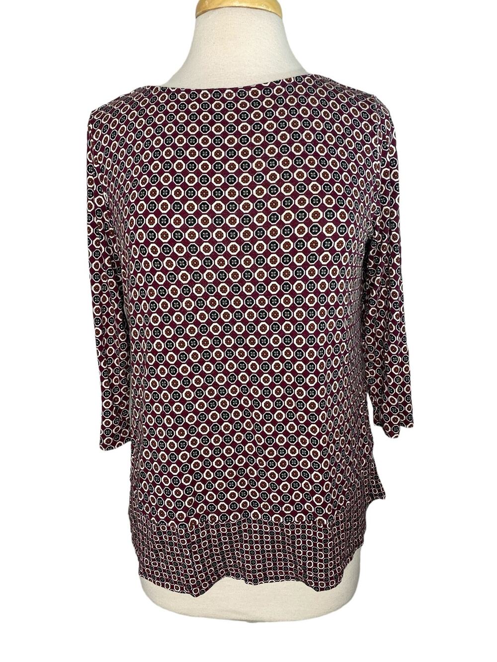 J.JILL Wearever Red Geometric Tile 3/4 Sleeve Knit Rayon Blouse Medium Petite